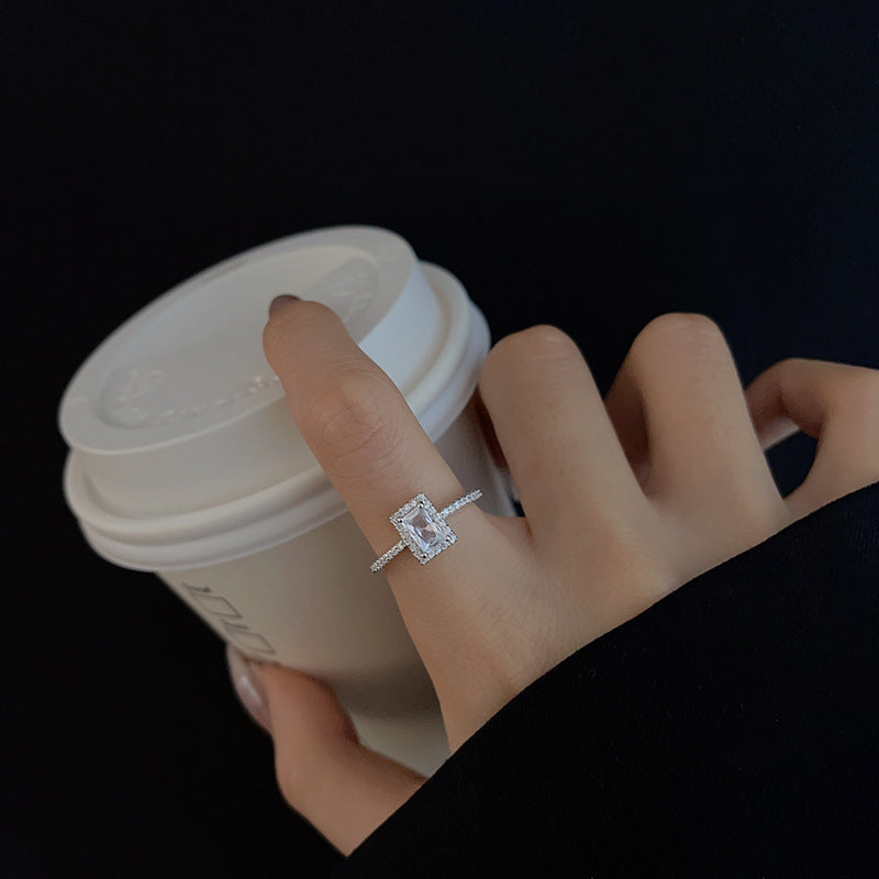 South Korea Fashion Personalized Flower Niche Design Ring